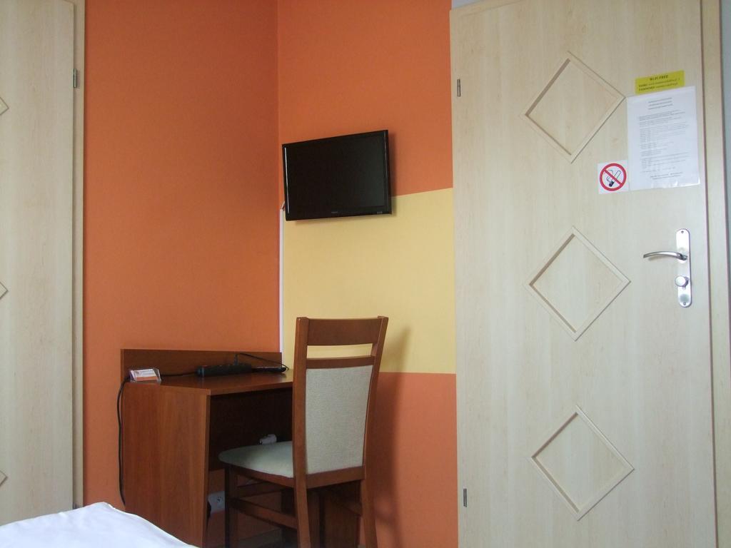 Warnenczyka 85A Bezplatny Parking, Faktura, Prywatna Lazienka, Klimatyzacja Жешов Екстериор снимка